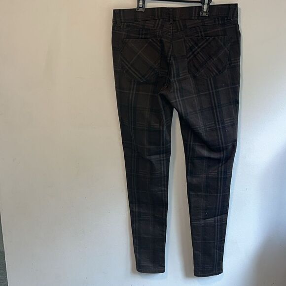 EXCELLENT CONDITION WOMEN’S DEMOCRACY “AB”SOLUTION BROWN PLAID SLIMMING PANTS - Picture 5 of 9